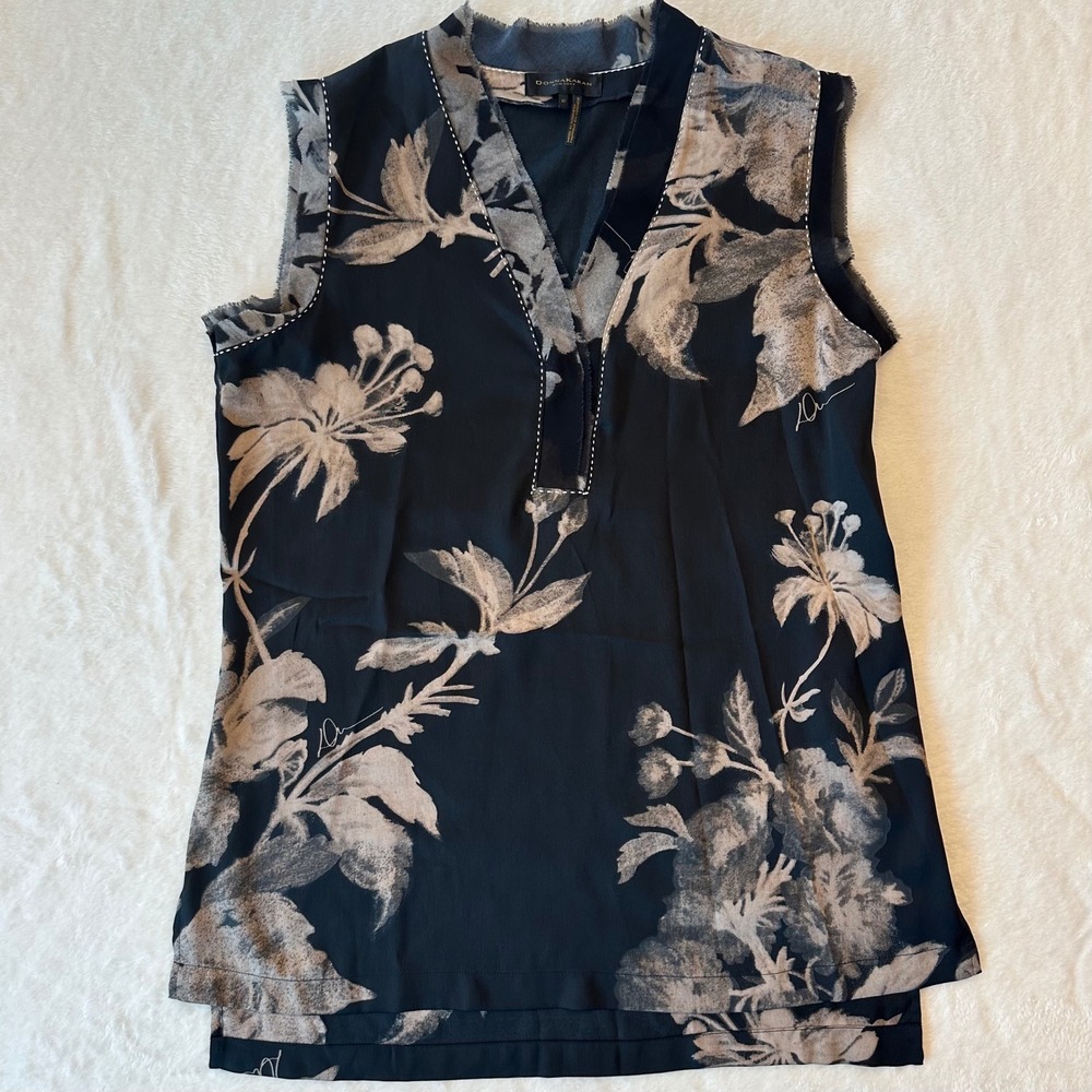 Donna Karan New York Black with Floral Print Sleeveless Top Blouse Size ‎ XS